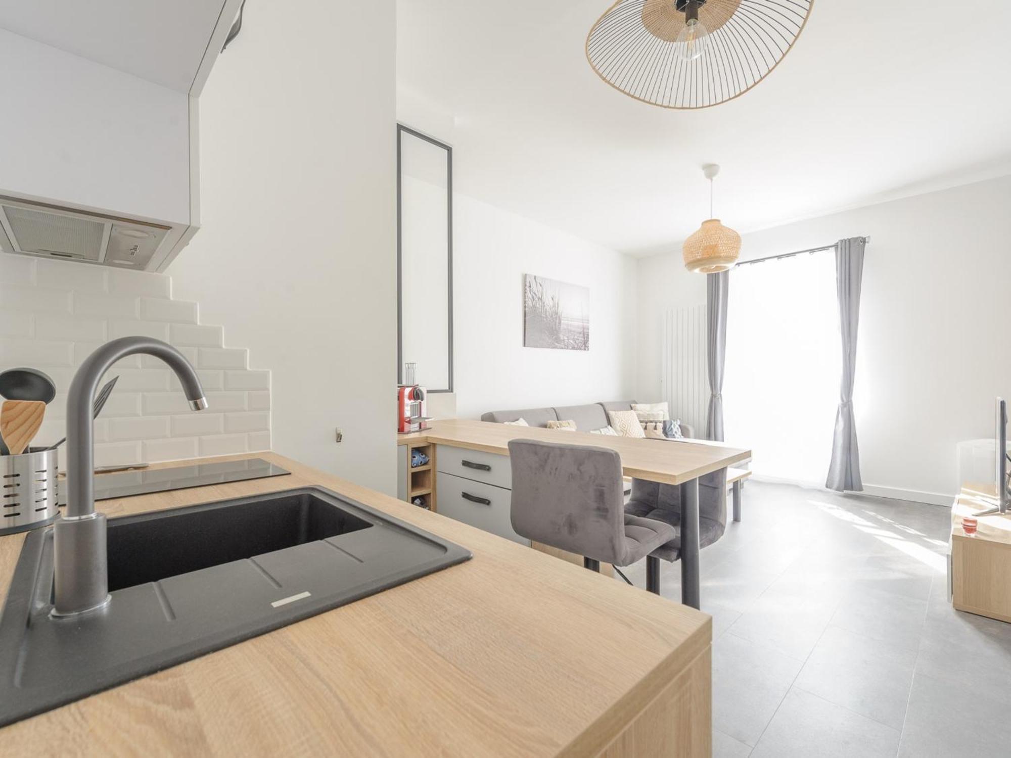 Studio Renove Au Coeur De La Rochelle, Marche A 25M, 2 Personnes, Wifi - Fr-1-535-43 Ла Рошел Екстериор снимка